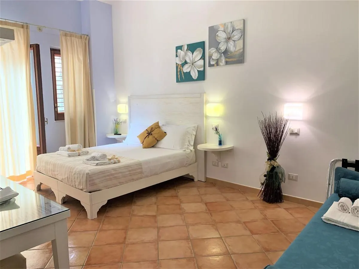 بيت ضيافة Badia Rooms & Breakfast كاستيلاّماري ديل غو
