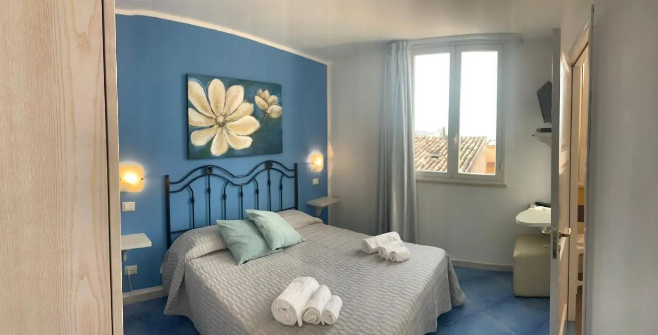 Badia Rooms & Breakfast كاستيلاّماري ديل غو