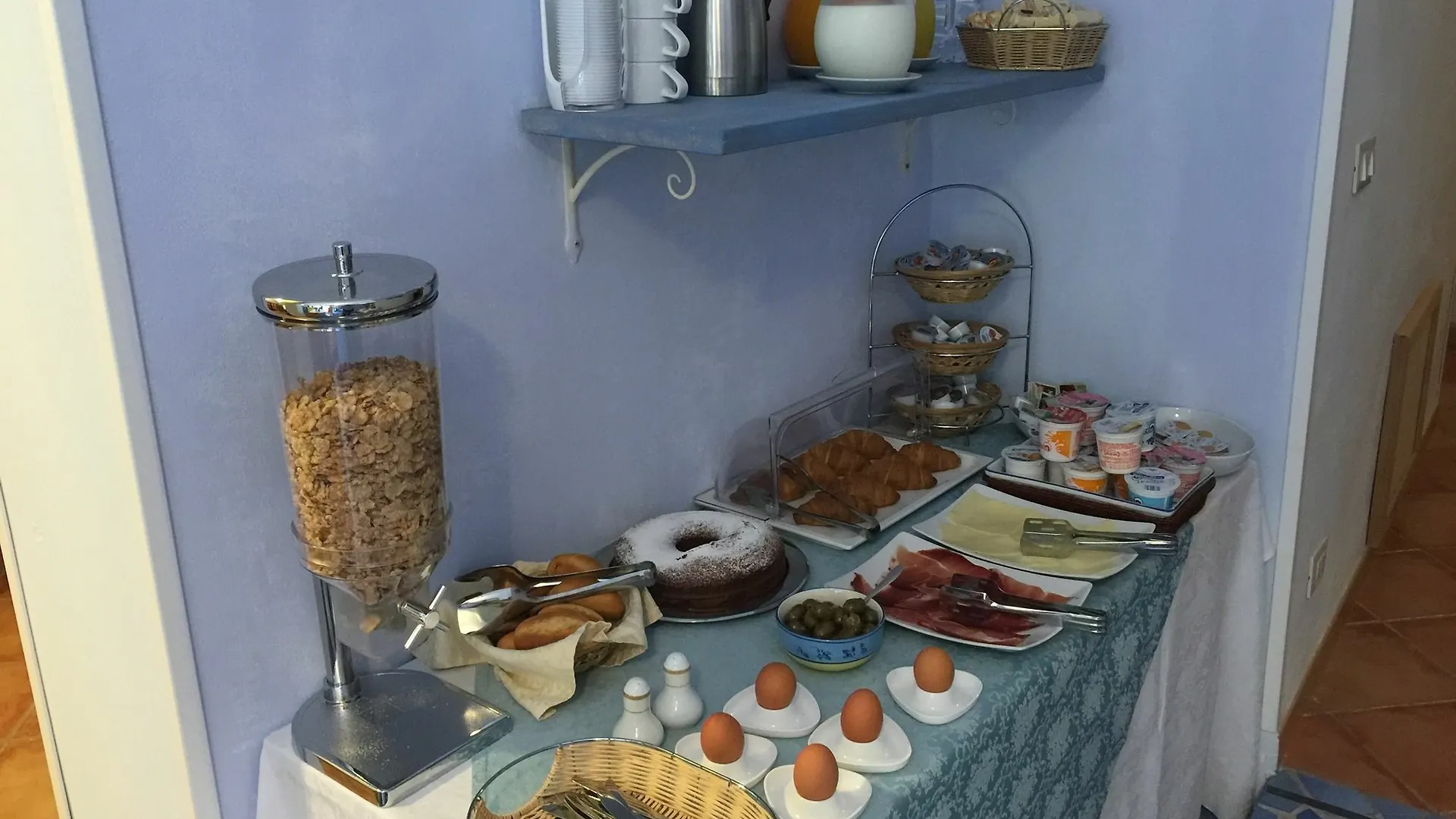 بيت ضيافة Badia Rooms & Breakfast كاستيلاّماري ديل غو